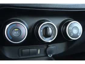 Toyota Aygo (2023) thumbnail 17