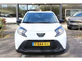 Toyota Aygo (2023) thumbnail 3