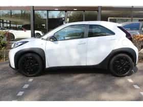 Toyota Aygo (2023) thumbnail 5