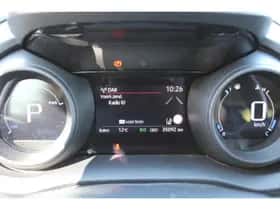 Toyota Yaris (2022) thumbnail 16
