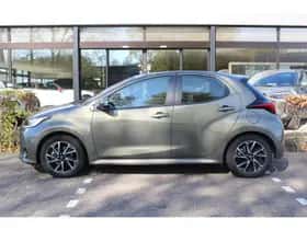 Toyota Yaris (2022) thumbnail 5