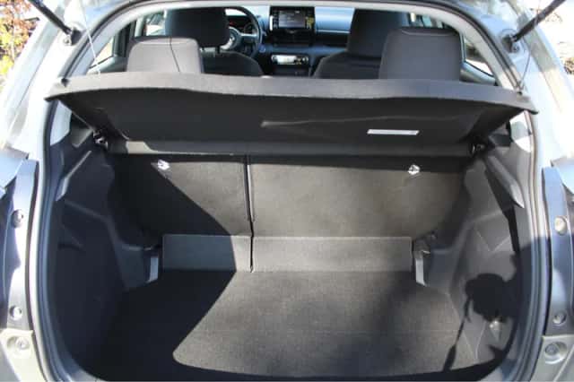 Toyota Yaris (2022) thumbnail 10