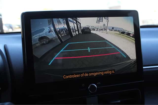 Toyota Yaris (2025) thumbnail 23