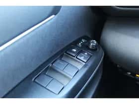 Toyota Yaris (2025) thumbnail 24