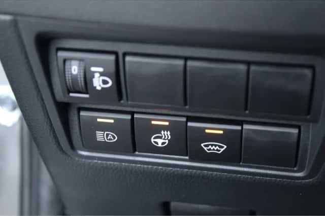 Toyota Yaris (2025) thumbnail 4