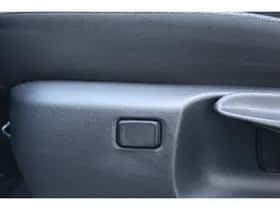 Toyota Yaris (2025) thumbnail 10