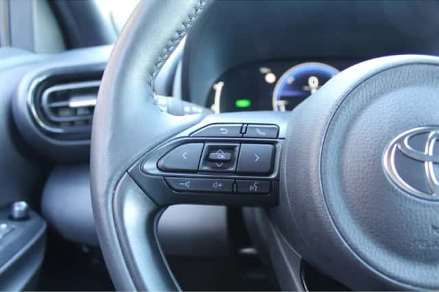 Toyota Yaris (2025) thumbnail 11