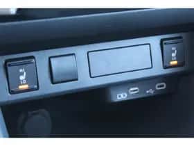 Toyota Yaris (2025) thumbnail 4