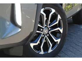 Toyota Yaris (2025) thumbnail 5