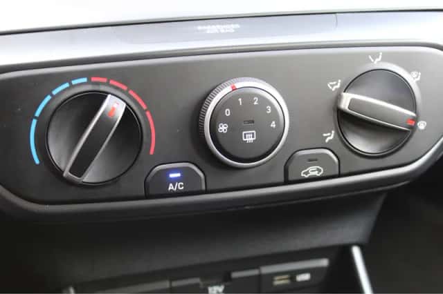 Hyundai i20 (2022) thumbnail 17