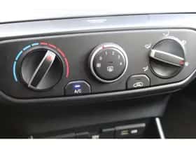 Hyundai i20 (2022) thumbnail 17