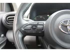 Toyota Yaris (2023) thumbnail 10