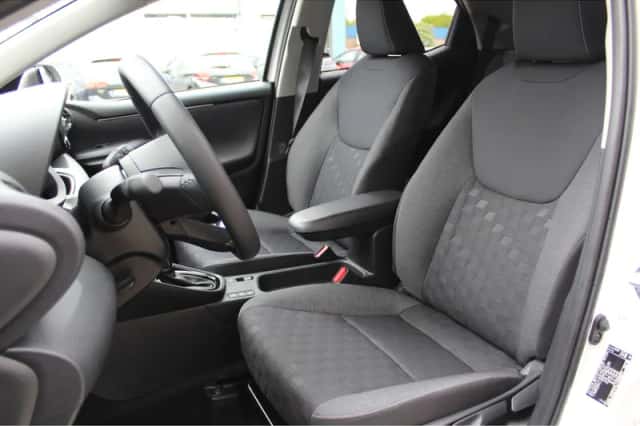 Toyota Yaris (2026) thumbnail 9