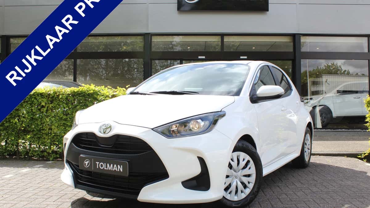 Toyota Yaris (2025) — foto 1