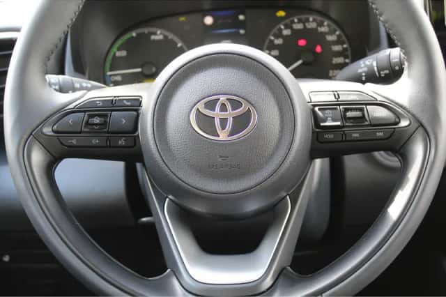 Toyota Yaris (2025) thumbnail 14