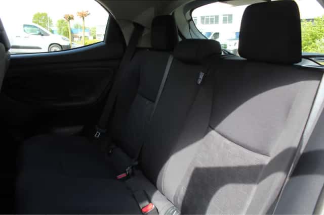 Toyota Yaris (2025) thumbnail 15