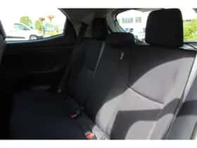 Toyota Yaris (2025) thumbnail 15