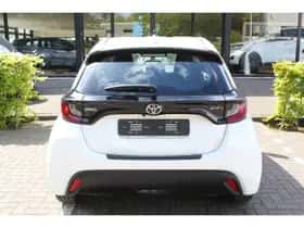 Toyota Yaris (2025) thumbnail 9