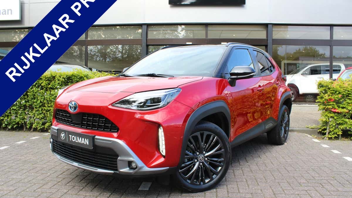 Toyota Yaris (2023) — foto 1
