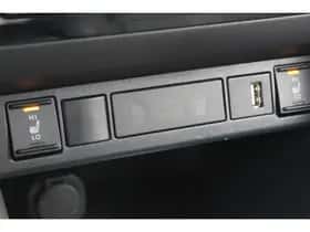 Toyota Yaris (2023) thumbnail 11
