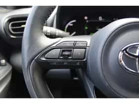 Toyota Yaris (2023) thumbnail 19
