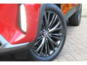 Toyota Yaris (2023) thumbnail 3