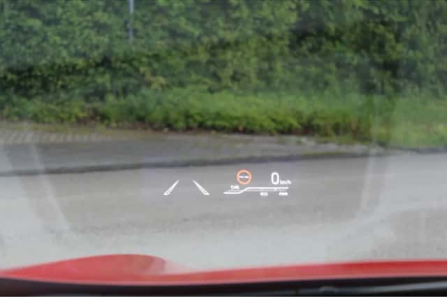 Toyota Yaris (2023) thumbnail 5