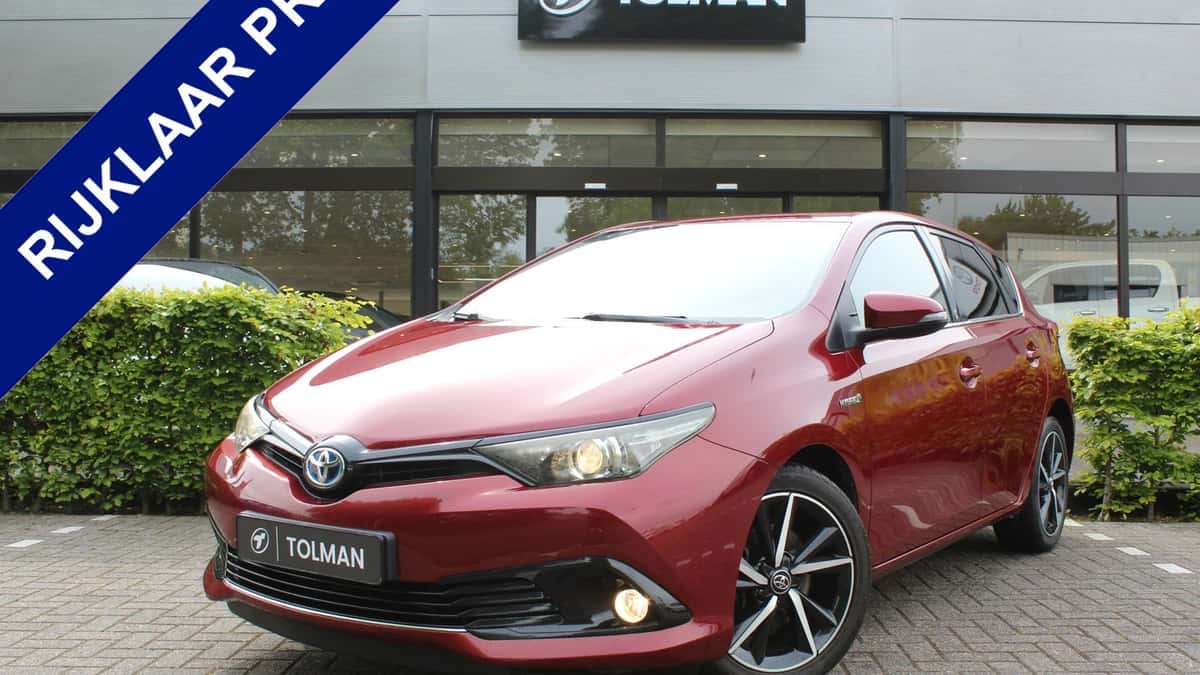 Toyota Auris (2018) — foto 1