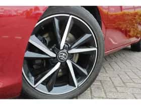 Toyota Auris (2018) thumbnail 11