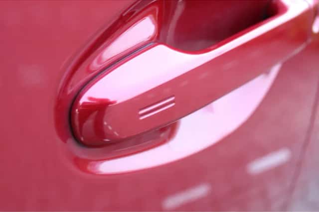 Toyota Auris (2018) thumbnail 13