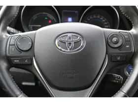 Toyota Auris (2018) thumbnail 15