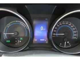 Toyota Auris (2018) thumbnail 17
