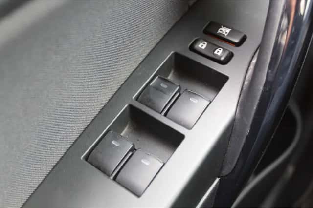 Toyota Auris (2018) thumbnail 22