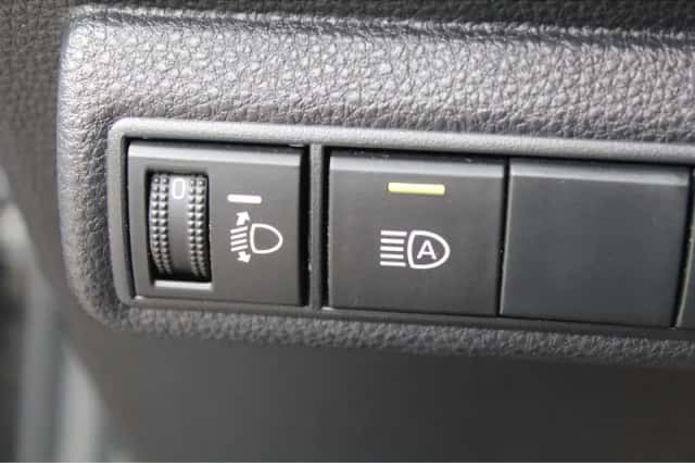 Toyota Corolla (2022) thumbnail 19