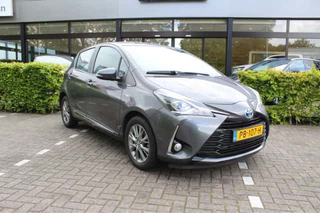 Toyota Yaris (2017) thumbnail 20
