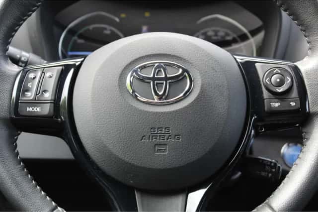 Toyota Yaris (2018) thumbnail 14