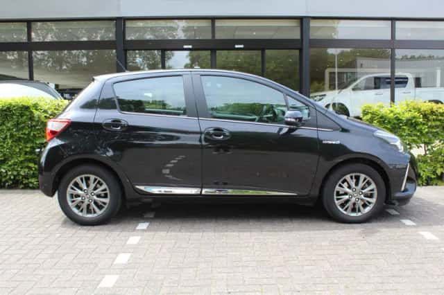 Toyota Yaris (2018) thumbnail 7