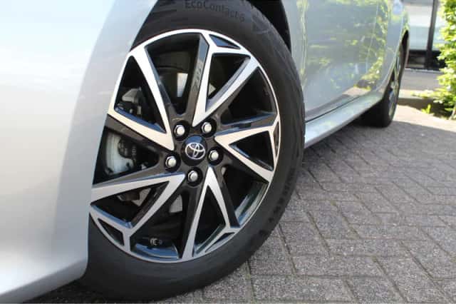 Toyota Yaris (2023) thumbnail 11