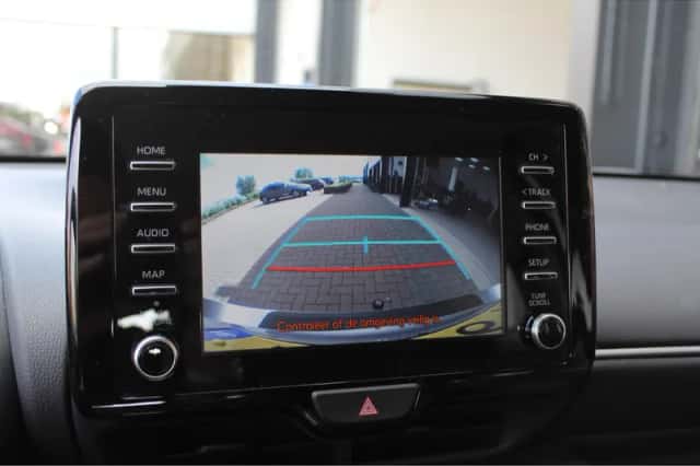 Toyota Yaris (2023) thumbnail 22