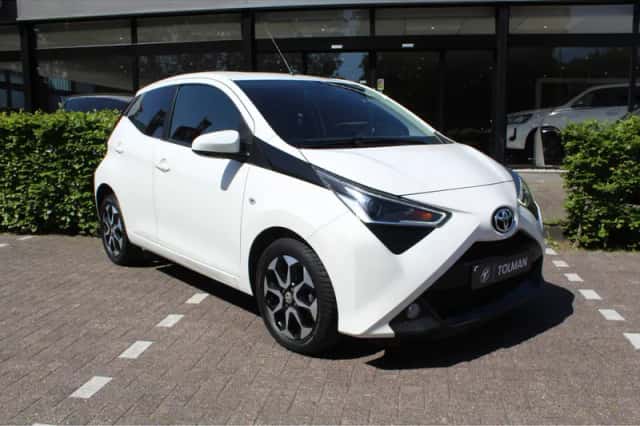Toyota Aygo (2021) thumbnail 6