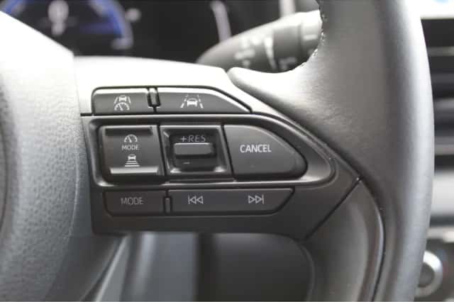 Toyota Yaris (2024) thumbnail 6