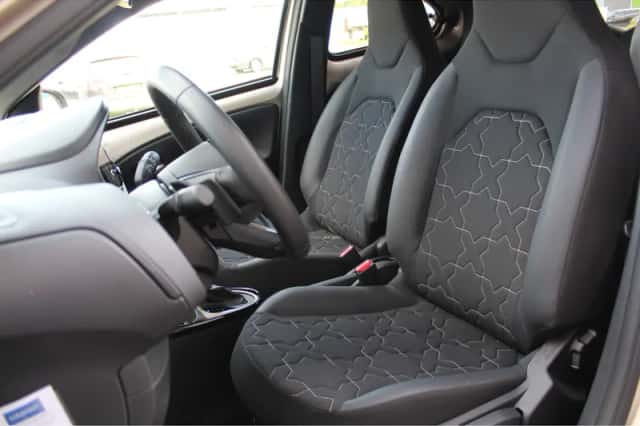 Toyota Aygo (2025) thumbnail 2