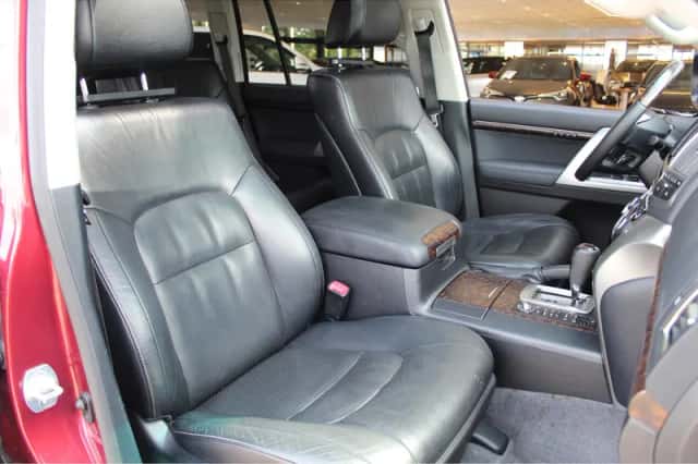 Toyota Land (2013) thumbnail 3