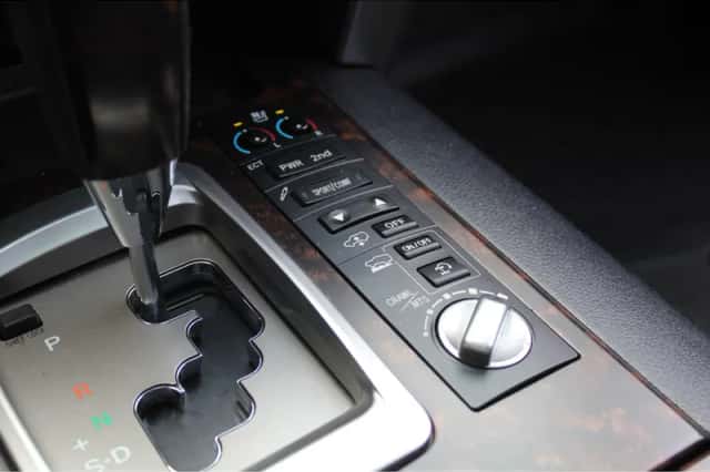Toyota Land (2013) thumbnail 34