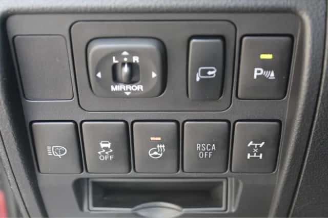 Toyota Land (2013) thumbnail 36