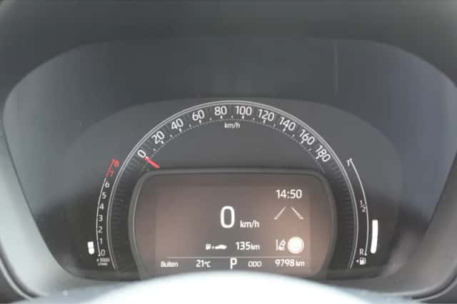 Toyota Aygo (2024) thumbnail 25