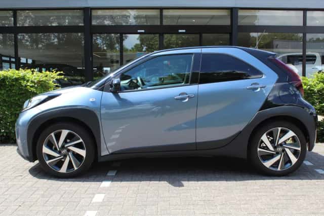 Toyota Aygo (2024) thumbnail 6