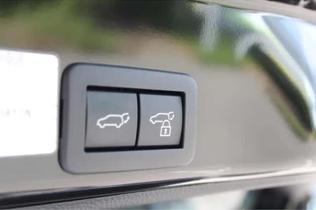 Toyota Yaris (2024) thumbnail 11
