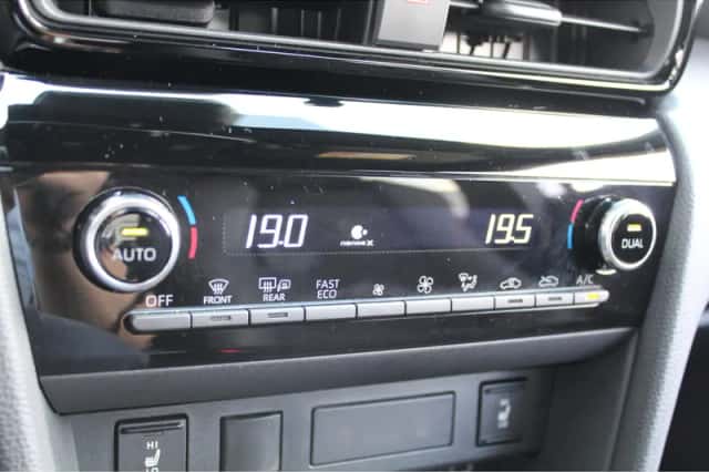 Toyota Yaris (2024) thumbnail 25