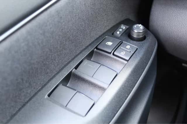 Toyota Yaris (2024) thumbnail 31